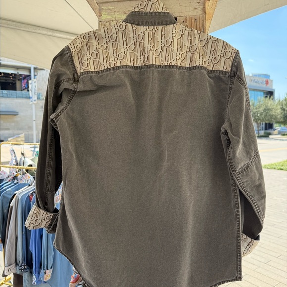 Black and Beige Long Sleeve Shirt with Designer Scarf - Picture 1 of 7